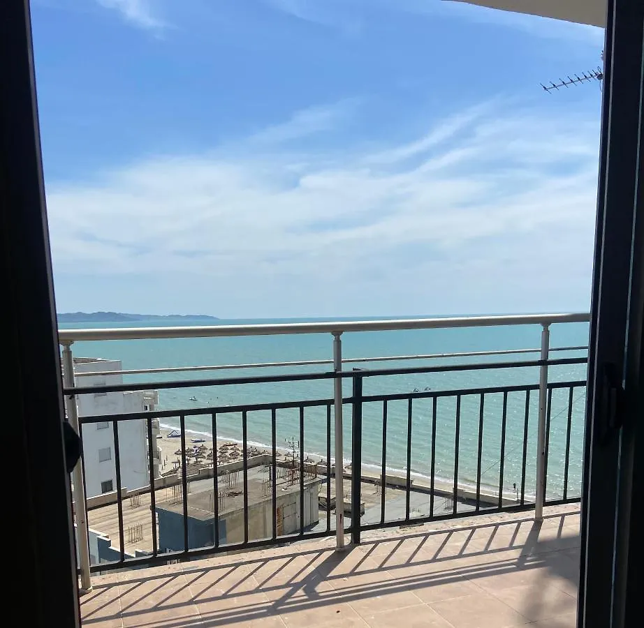 Beach View Apartment Durrës Albania